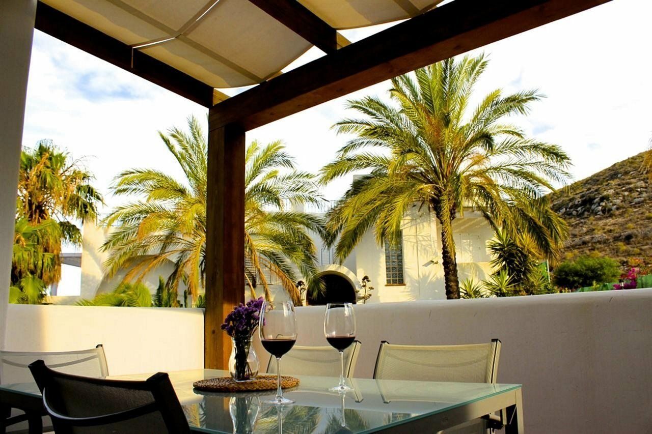 Real Agua Amarga Las Villas Ngoại thất bức ảnh